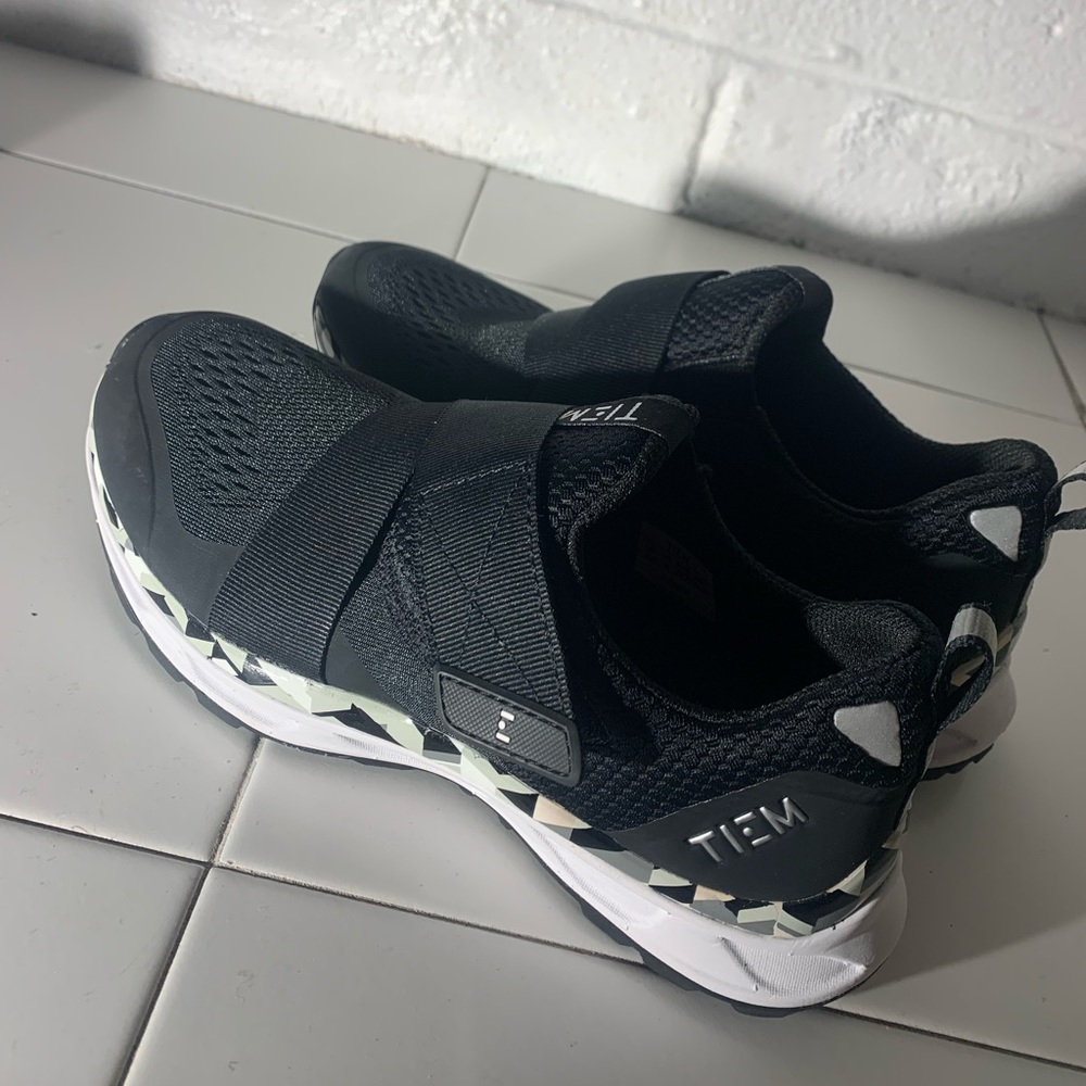Tiem slipstream cycle sneakers size 6.5